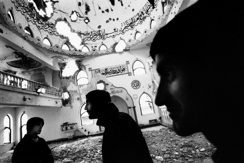 Shelled mosque. Matejce, Macedonia, 2001